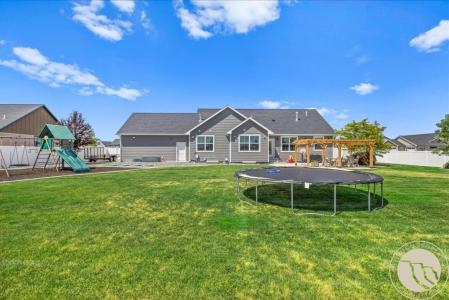 6930 Skycrest Drive, Billings, Montana 59106