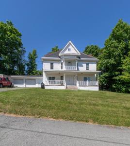 30 South Avenue, Orleans, Vermont 05860