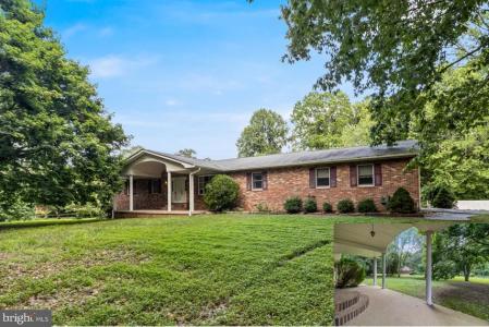 1541 Stinnett Road, Huntingtown, Maryland 20639, USA
