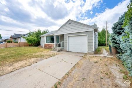 1067 W SIGNORA DR, Salt Lake City, יוטה 84116, ארצות הברית של אמריקה