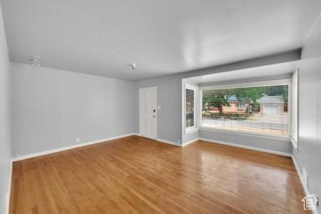 1067 W SIGNORA DR, Salt Lake City, יוטה 84116, ארצות הברית של אמריקה