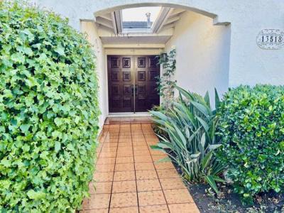 13518 Avenida Del Charro, El Cajon, קליפורניה 92021, ארצות הברית של אמריקה 