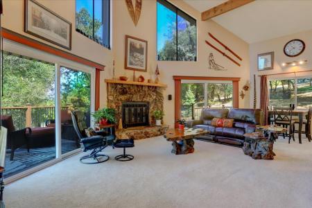 12922 Lakeshore North, Auburn, 加州 95602, 美國