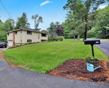 16 Fuller Rd, Sutton, Massachusetts 01590, Stati Uniti