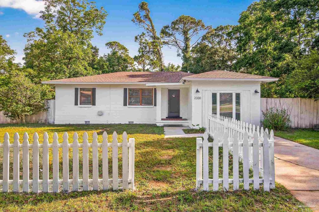 2300 Grundy St, Pensacola, Florida 32507