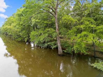 2426 PR 7200, Jefferson, Texas 75657-0000, USA