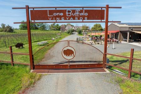 7505 Wise Road, Auburn, California 95603, USA