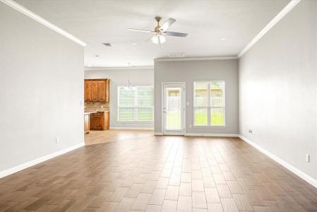 107 Donna Circle, Granbury, Texas 76049