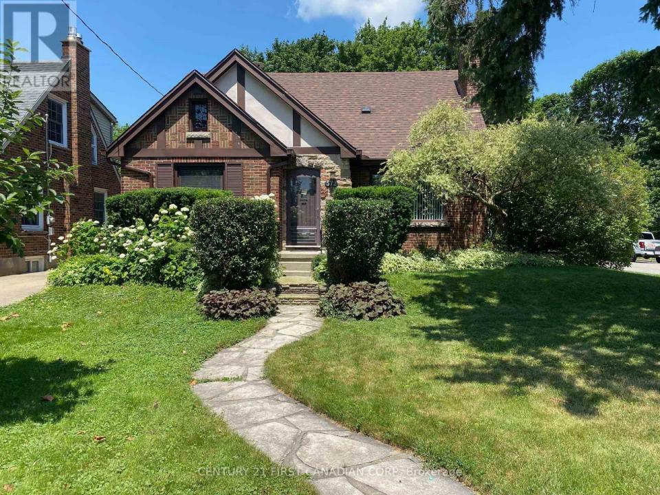 572 CHEAPSIDE STREET, London East (east B), Ontario N5Y 3X6, Canadá