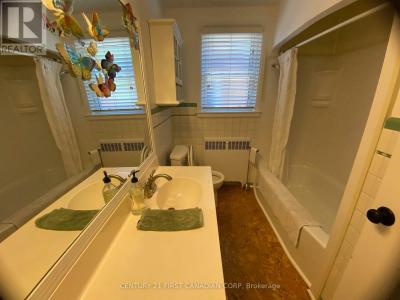 572 CHEAPSIDE STREET, London East (east B), Ontario N5Y 3X6, Canadá