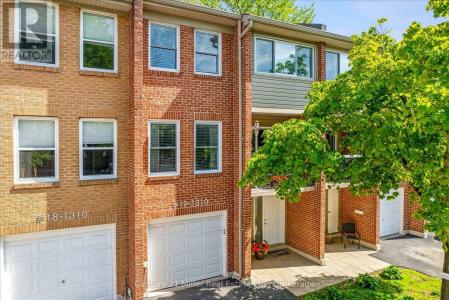 1310 HAMPTON STREET, Oakville (fa Falgarwood), Ontario L6H 2S6, Canadá