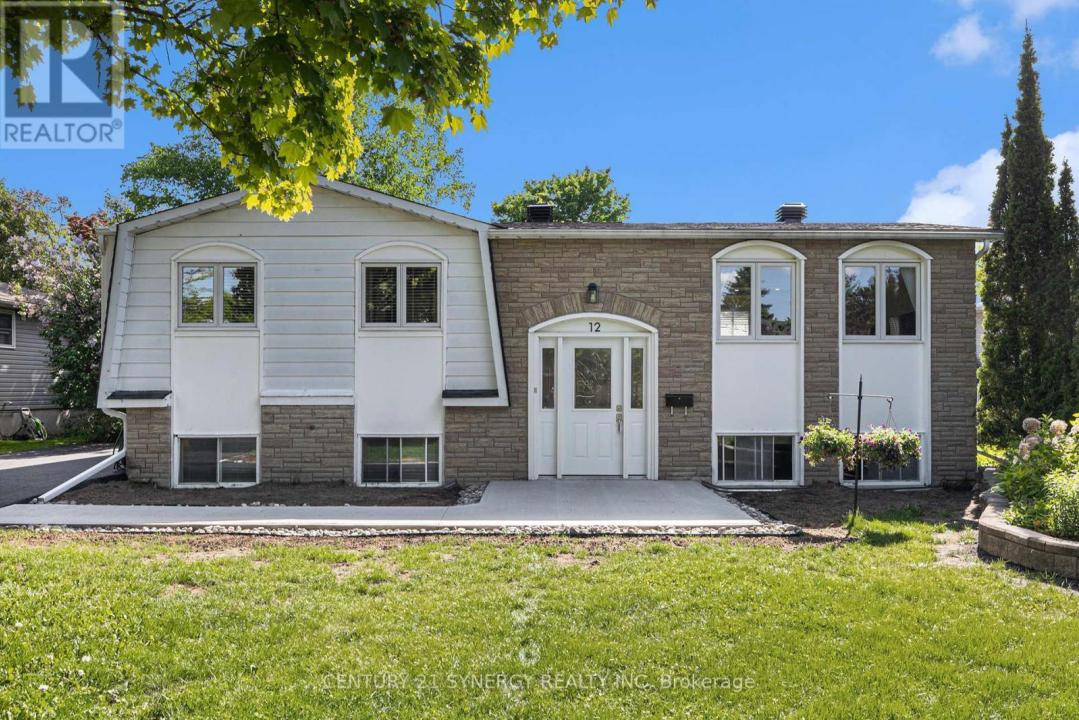 12 MORGAN AVENUE, Perth, Ontario K7H 3G4, Canada