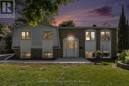 12 MORGAN AVENUE, Perth, Ontario K7H 3G4, Canada