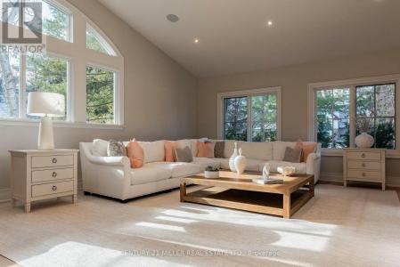 1310 DUNCAN ROAD, Oakville (mo Morrison), 安大略省 L6J 2P8, 加拿大