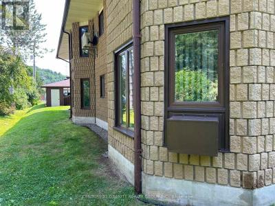16 ALICE STREET, Bancroft, Ontario K0L 1C0, Canada