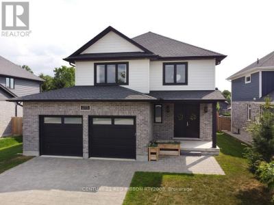 2555 TERRY FOX COURT, Strathroy-caradoc (mount Brydges), Ontario N0L 1W0, Canada