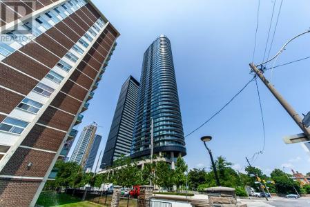 585 BLOOR STREET EAST, Toronto (north St. James Town), Ontario M4W 0B3, Canadá
