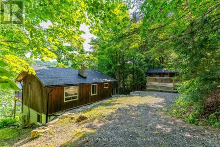 1225 ROWBOTHAM LANE, Highlands East (monmouth), Ontario K0L 2Y0, Canada