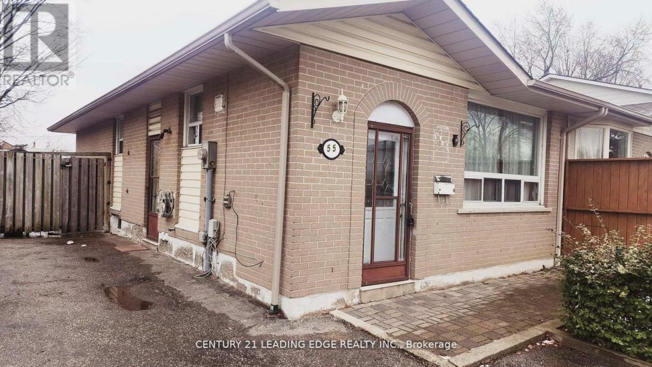 55 CRAWFORD DRIVE, Brampton (madoc), Ontario L6V 2C6, Canada