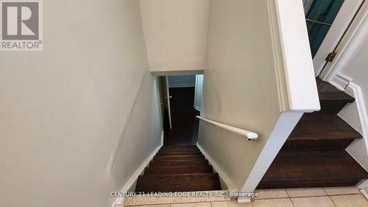 55 CRAWFORD DRIVE, Brampton (madoc), Ontario L6V 2C6, Canada