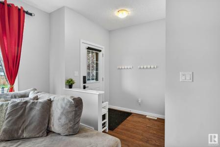 17634 61A STREET NW, Edmonton, 阿尔伯塔 T5Y 3N9, 加拿大