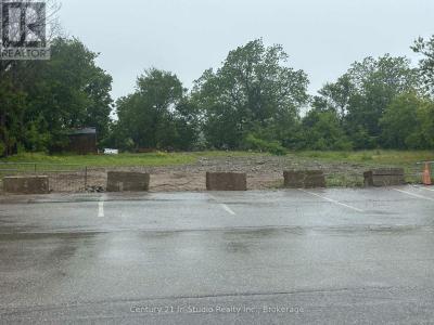 330 DURHAM MARKET STREET SOUTH, Kincardine, أونتاريو N2Z 2A2, كندا