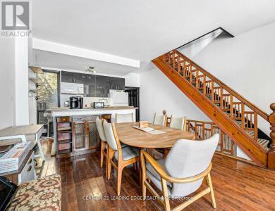 2 MONTEITH STREET, Toronto (church-yonge Corridor), Ontario M4Y 1K7, Canada