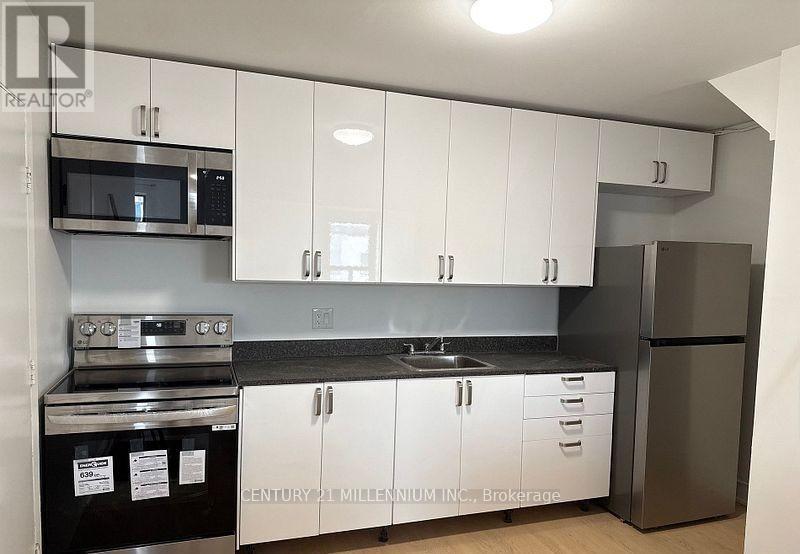 909A DANFORTH AVENUE, Toronto (blake-jones), 온타리오주 M4J 1L8, 캐나다