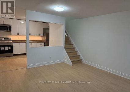 909A DANFORTH AVENUE, Toronto (blake-jones), 온타리오주 M4J 1L8, 캐나다