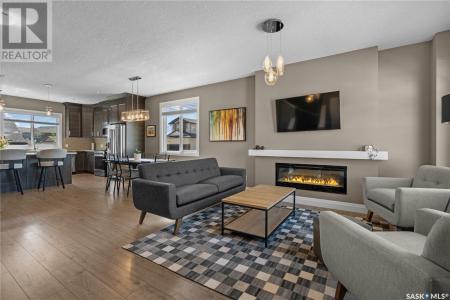 5301 GREEN SILVERBERRY DRIVE E, Regina, Saskatchewan S4V 3M5, Kanada