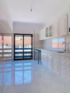 Almada, Setubal 2810-354, Portugal