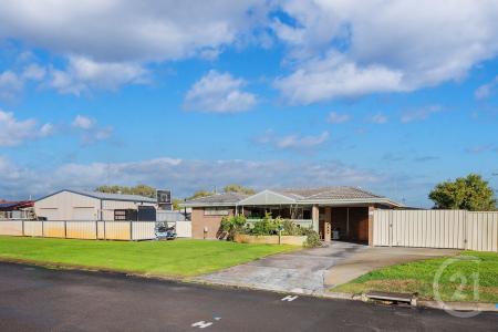 2 Eulalia Street, Carey Park, WA 6230, Avustralya