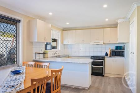 2 Eulalia Street, Carey Park, WA 6230, Avustralya