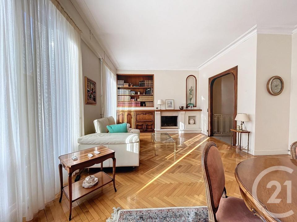 Brives Charensac, Auvergne 43700, France