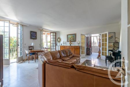 La Varenne St Hilaire, Île-de-France 94210, アキタン