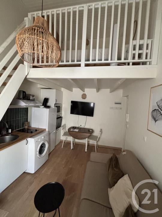 Reims, Champagne-Ardenne 51100, France
