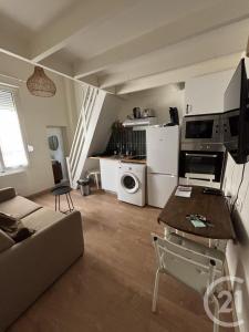 Reims, Champagne-Ardenne 51100, France