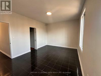 783 BARTON STREET EAST, Hamilton (gibson), Ontario L8L 3A9, Canada