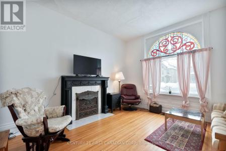 578 WATERLOO STREET, London East (east F), Ontario N6B 2P9, Kanada