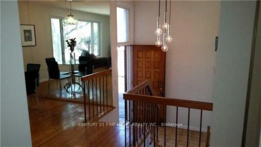 35 HARTLAND ROAD, Toronto, Ontario M9C 4S9, Canada