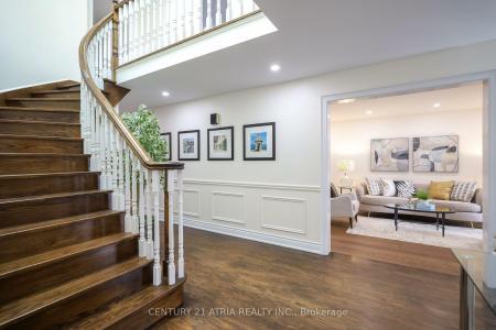 26 ROYAL PALM DRIVE, Vaughan, Ontario L4J 5R3, Canada