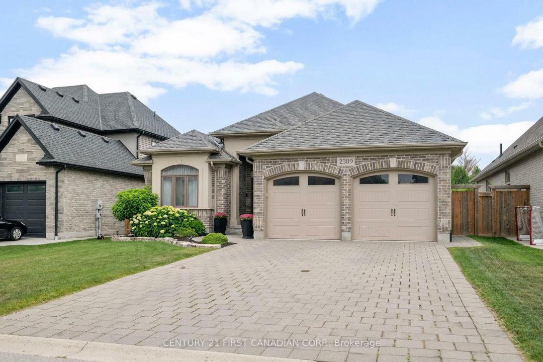 2309 SPRINGRIDGE DRIVE E, London North, أونتاريو N5X 0J7, كندا