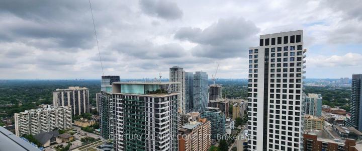 39 ROEHAMPTON AVENUE, Toronto, Ontario M4P 1P9, Canada