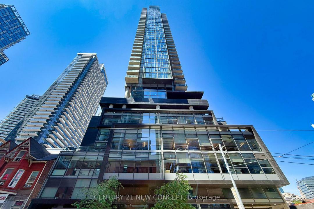 290 ADELAIDE STREET, Toronto, Ontario M5V 0P3, Canada
