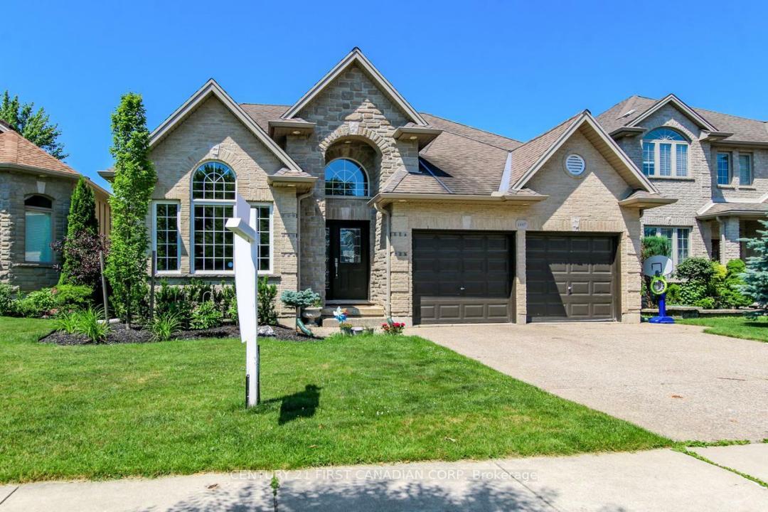 1447 KAINS WOODS TERRACE, London South, Ontario N6K 4Z6, CANADÁ