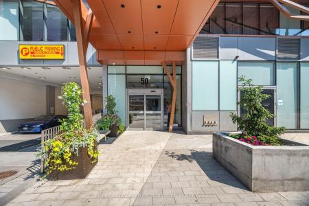 50 WELLESLEY STREET E, Toronto, Ontario M4Y 0C8, Canada