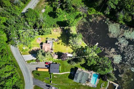 225 ARNOTT DRIVE, Selwyn, Ontario K0L 1T0, CANADÁ