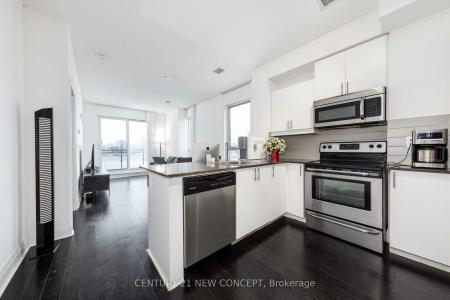 17 KENASTON GARDENS, Toronto, Ontario M2K 0B9, Canada