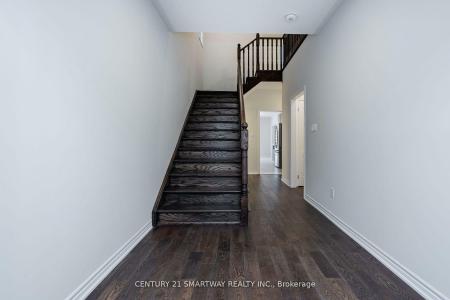26 HUNTSWORTH AVENUE, Thorold, Онтарио L2V 5G7, Канада