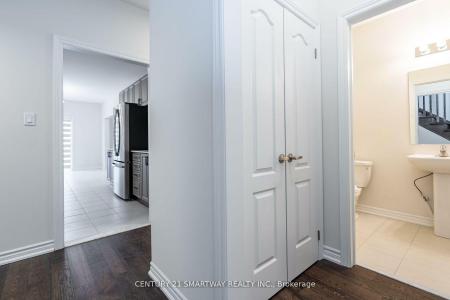 26 HUNTSWORTH AVENUE, Thorold, Онтарио L2V 5G7, Канада